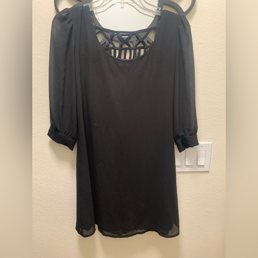 Black Shift Dress!